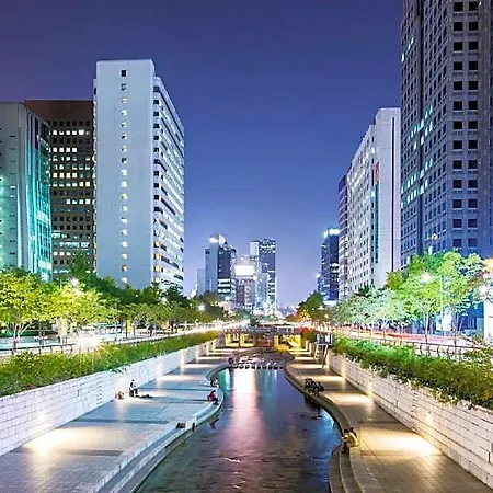 Uh Suite Central Seoul
