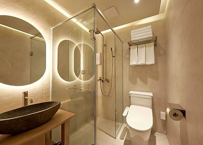 Hotel Uh 4*